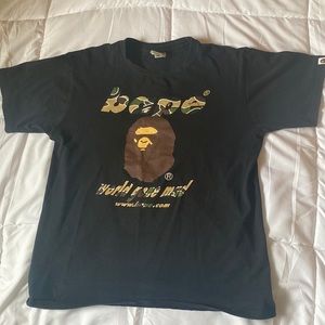 bape world gome mad black tee shirt